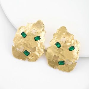 Irregular shaped earrings with stones